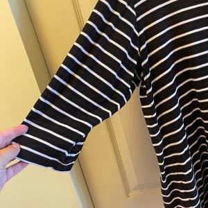 Karen Scott XL 3/4 sleeve navy blue striped shirt